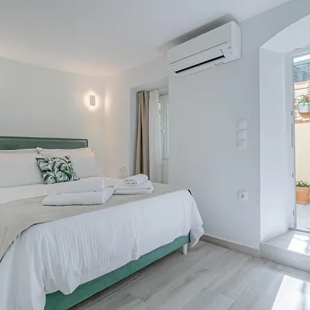 Agisilaos * Corfu (city)