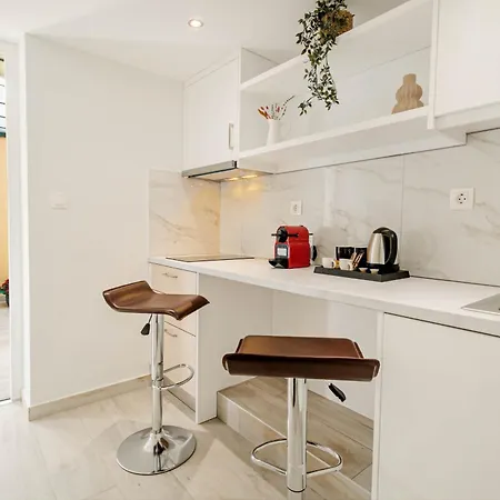 Agisilaos Apartamento