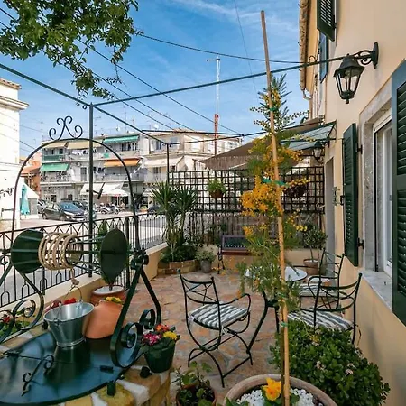 Agisilaos Apartamento *
