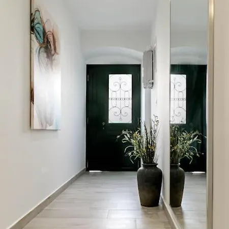 Agisilaos Apartmán *